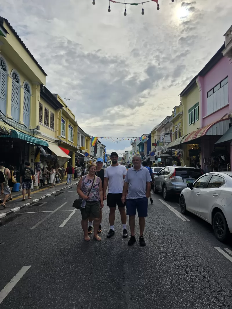 Phuket City Tour