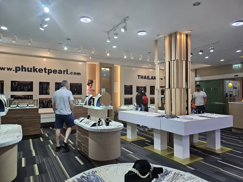Phuket City Tour