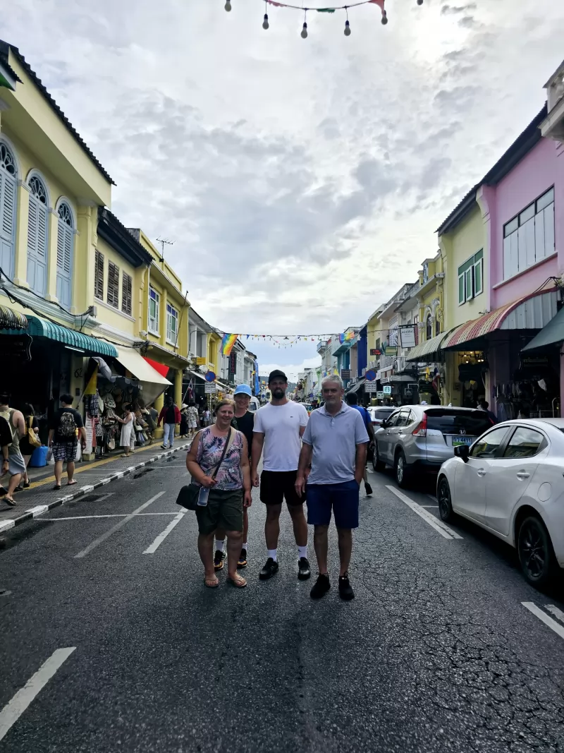 Phuket City Tour